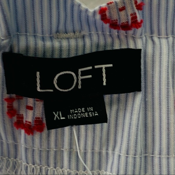 LOFT Red White Blue Paper Bag Waist Shorts - Picture 6 of 8